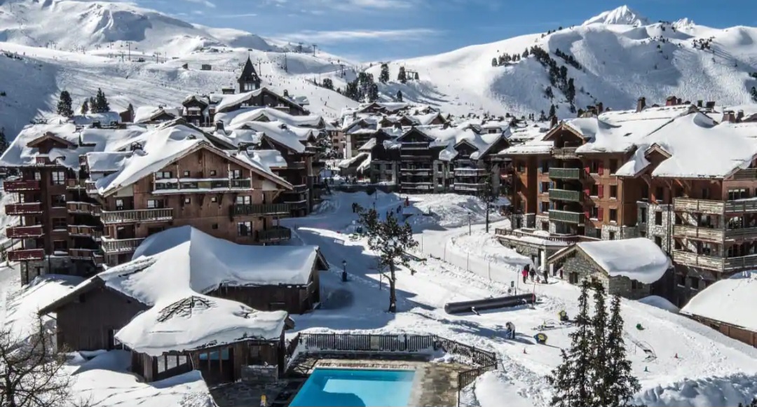 Luxury 2-Bedroom Apartment · Arc 1950 · Ski-In / Ski-Out photo 2